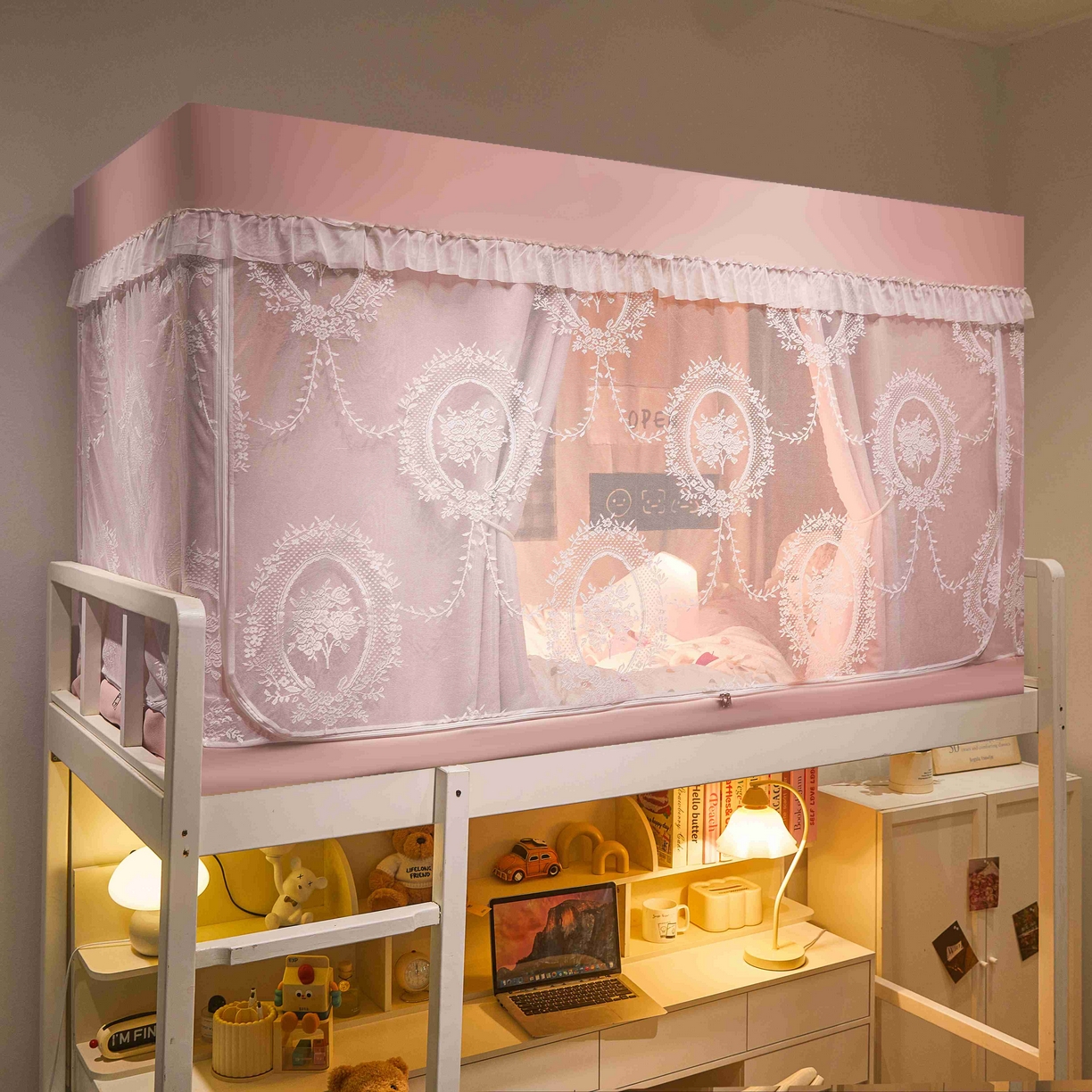 91家纺网 家纺一手货源 找家纺 卓尔居 2025新款学生遮光唯美蕾丝床帘-朝颜 朝颜-粉