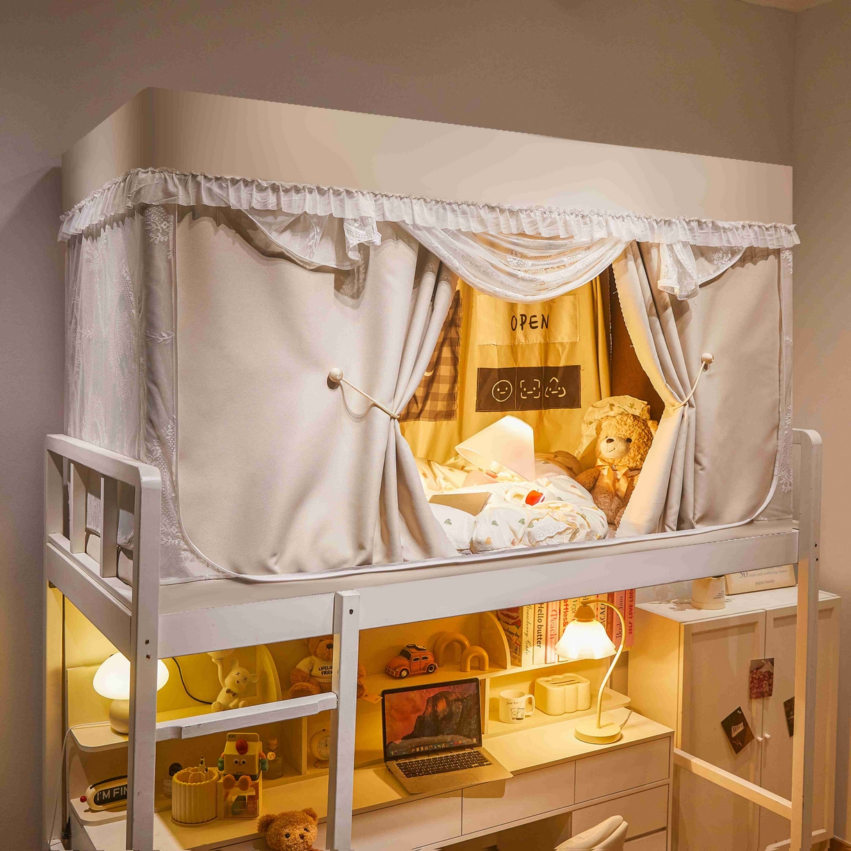 91家纺网 家纺一手货源 找家纺 卓尔居 2025新款学生遮光唯美蕾丝床帘-朝颜 朝颜-米