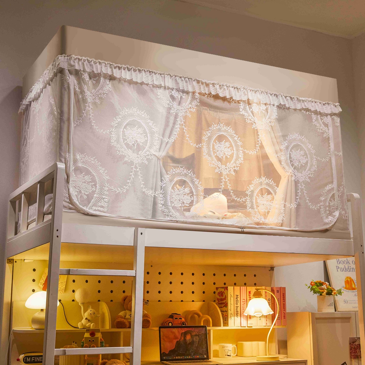 91家纺网 家纺一手货源 找家纺 卓尔居 2025新款学生遮光唯美蕾丝床帘-朝颜 朝颜-米