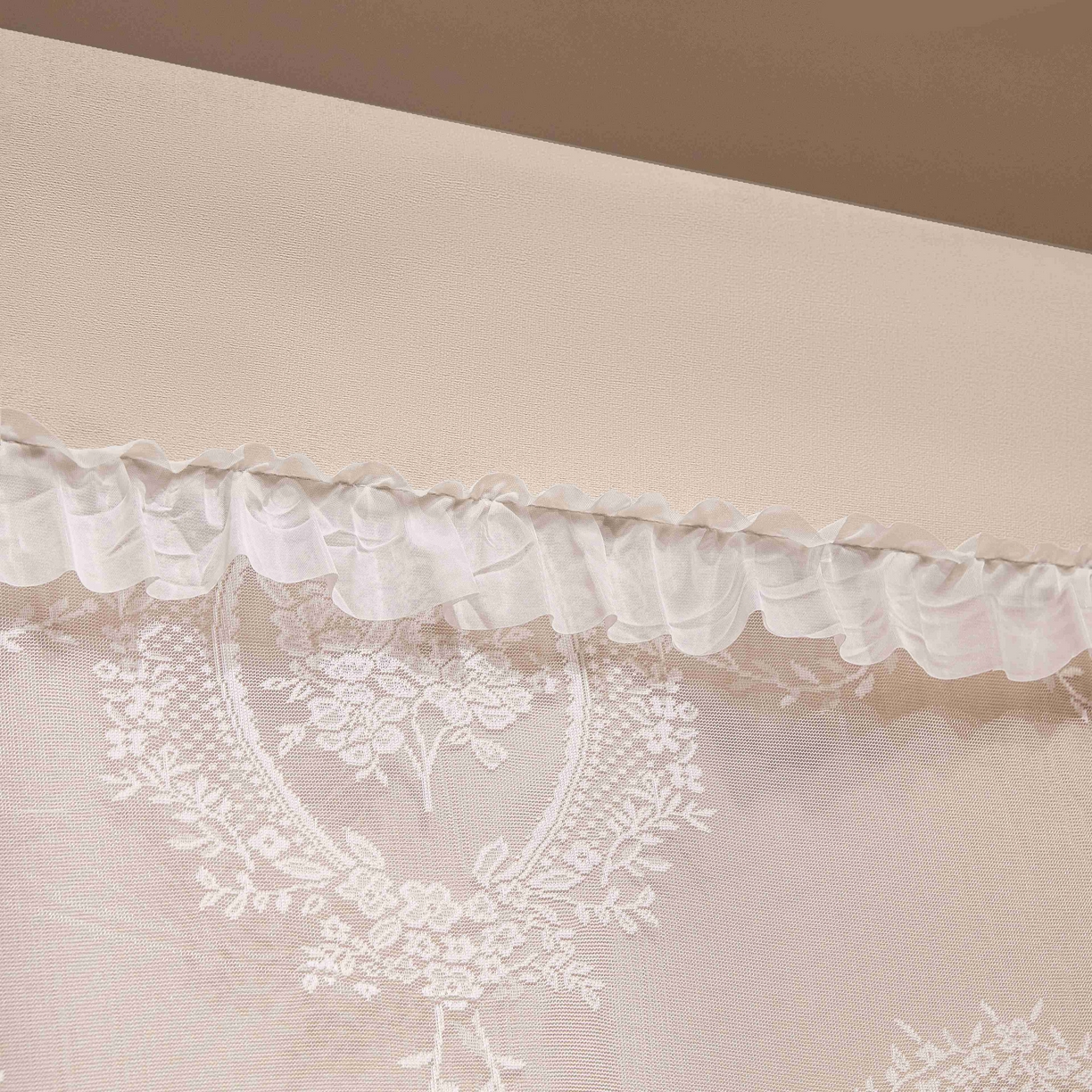 91家纺网 家纺一手货源 找家纺 卓尔居 2025新款学生遮光唯美蕾丝床帘-朝颜 朝颜-米