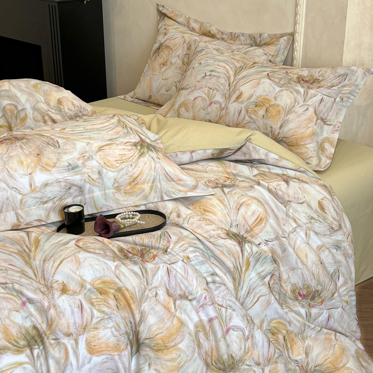 91家纺网 家纺一手货源 找家纺 禾时 2025新款全棉超柔数码印花磨毛四件套（32x21磨毛） 豆蔻年华（黄）