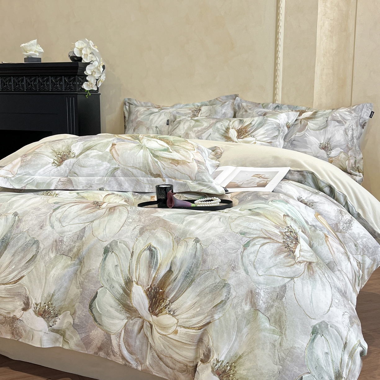 91家纺网 家纺一手货源 找家纺 禾时 2025新款全棉超柔数码印花磨毛四件套（32x21磨毛） 花开宿语（灰）