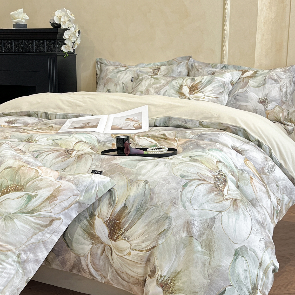 91家纺网 家纺一手货源 找家纺 禾时 2025新款全棉超柔数码印花磨毛四件套（32x21磨毛） 花开宿语（灰）