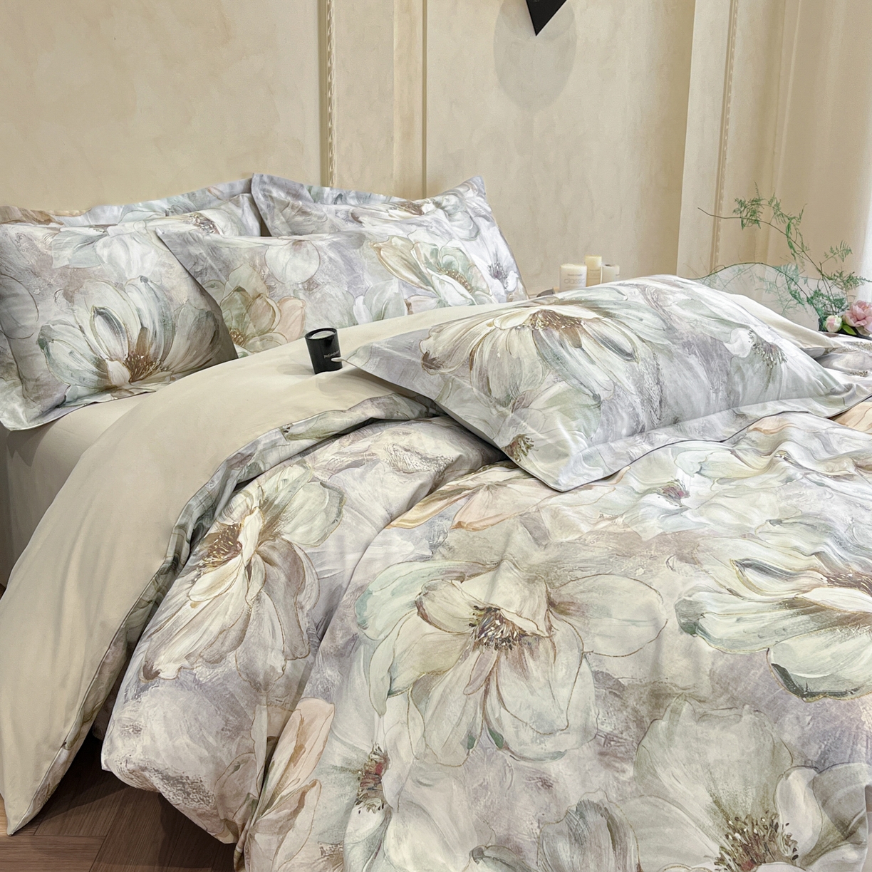 91家纺网 家纺一手货源 找家纺 禾时 2025新款全棉超柔数码印花磨毛四件套（32x21磨毛） 花开宿语（灰）