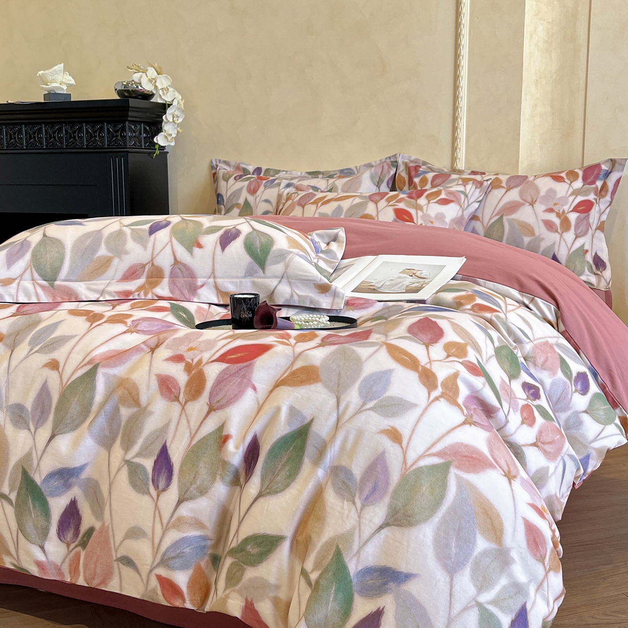 91家纺网 家纺一手货源 找家纺 禾时 2025新款全棉超柔数码印花磨毛四件套（32x21磨毛） 景秋（红）