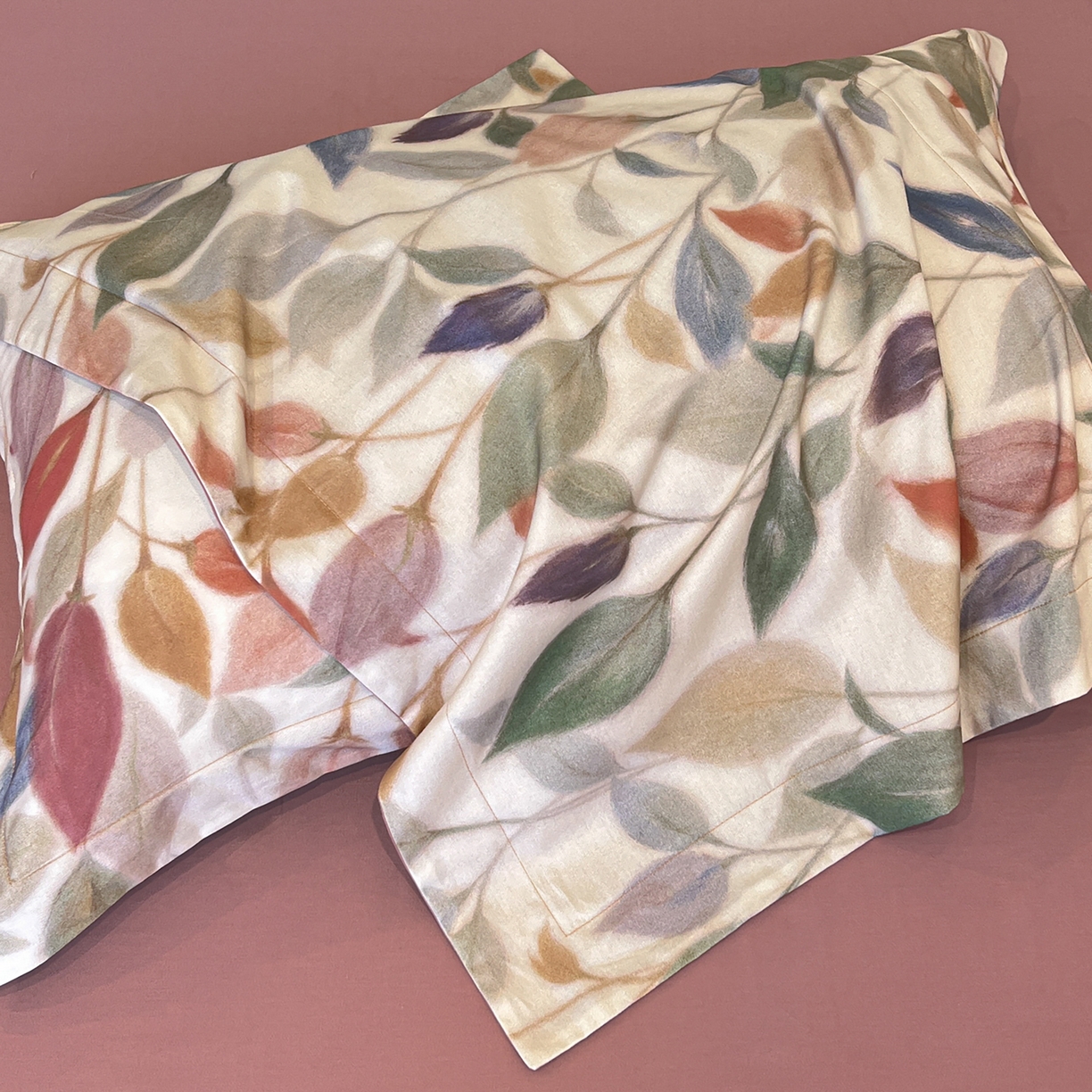 91家纺网 家纺一手货源 找家纺 禾时 2025新款全棉超柔数码印花磨毛四件套（32x21磨毛） 景秋（红）