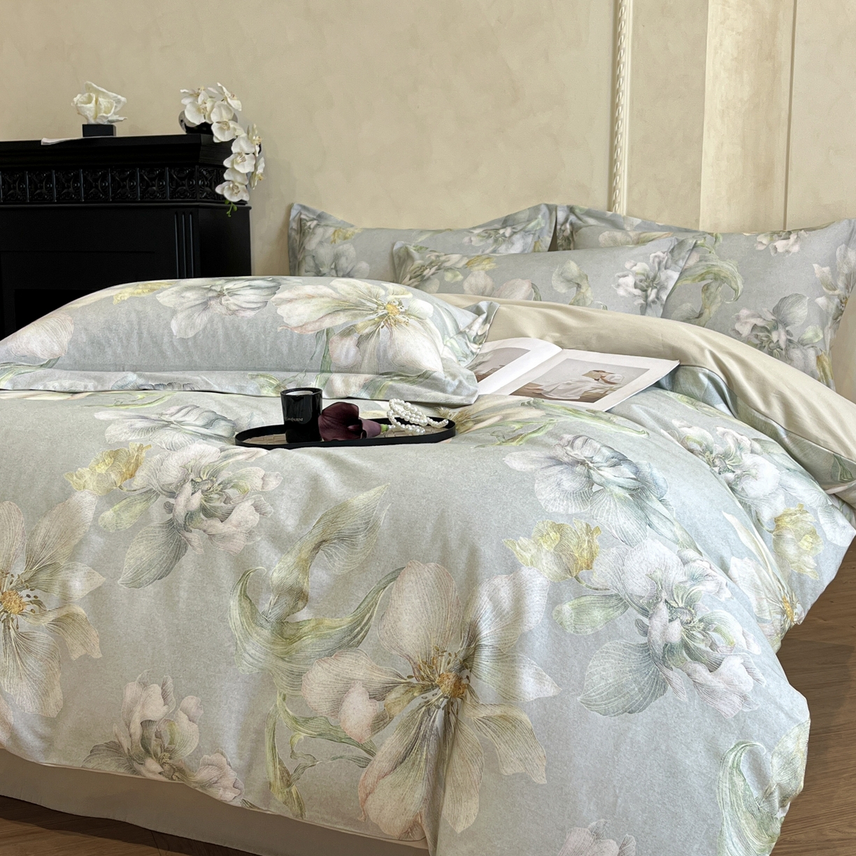 91家纺网 家纺一手货源 找家纺 禾时 2025新款全棉超柔数码印花磨毛四件套（32x21磨毛） 漫隐时光（兰）