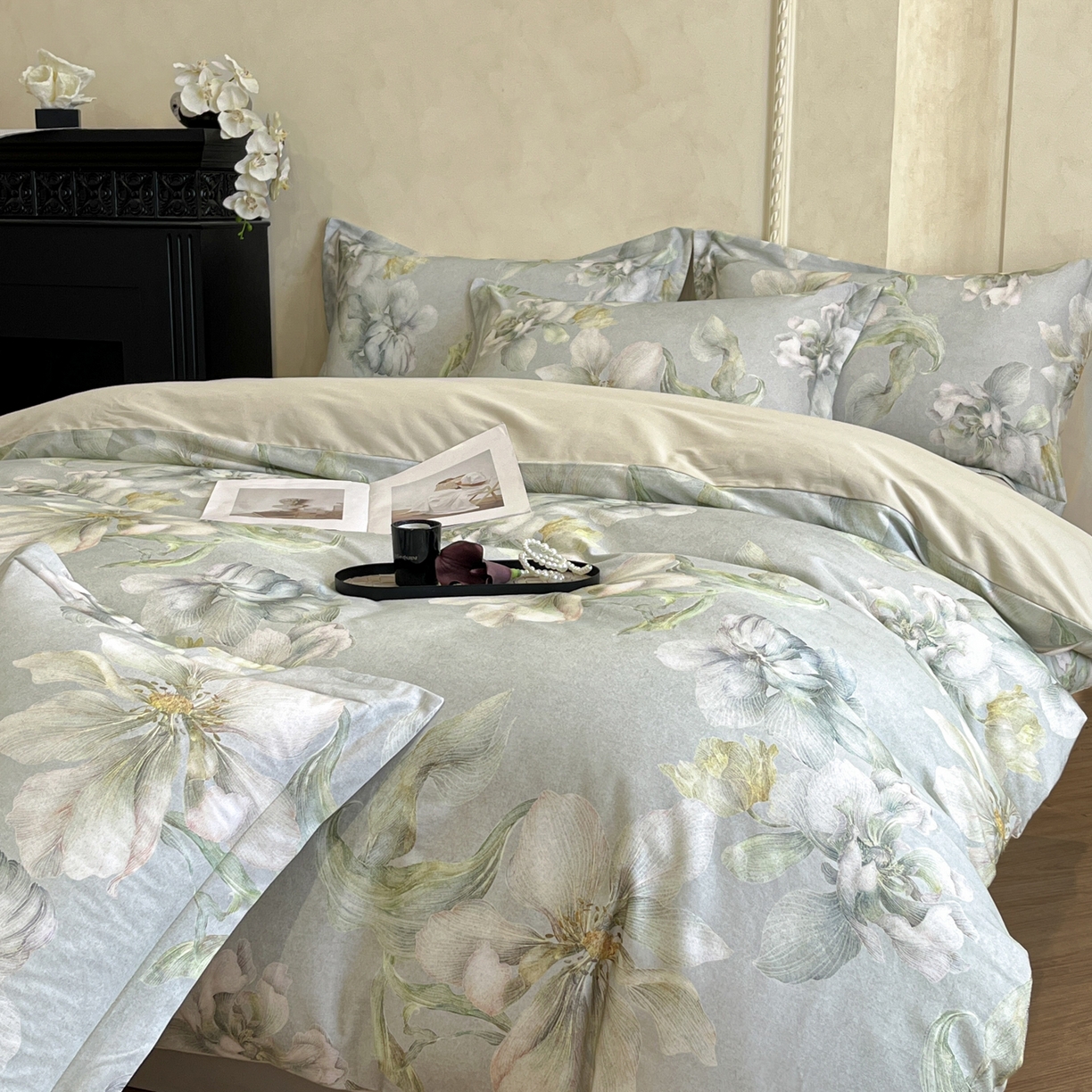 91家纺网 家纺一手货源 找家纺 禾时 2025新款全棉超柔数码印花磨毛四件套（32x21磨毛） 漫隐时光（兰）