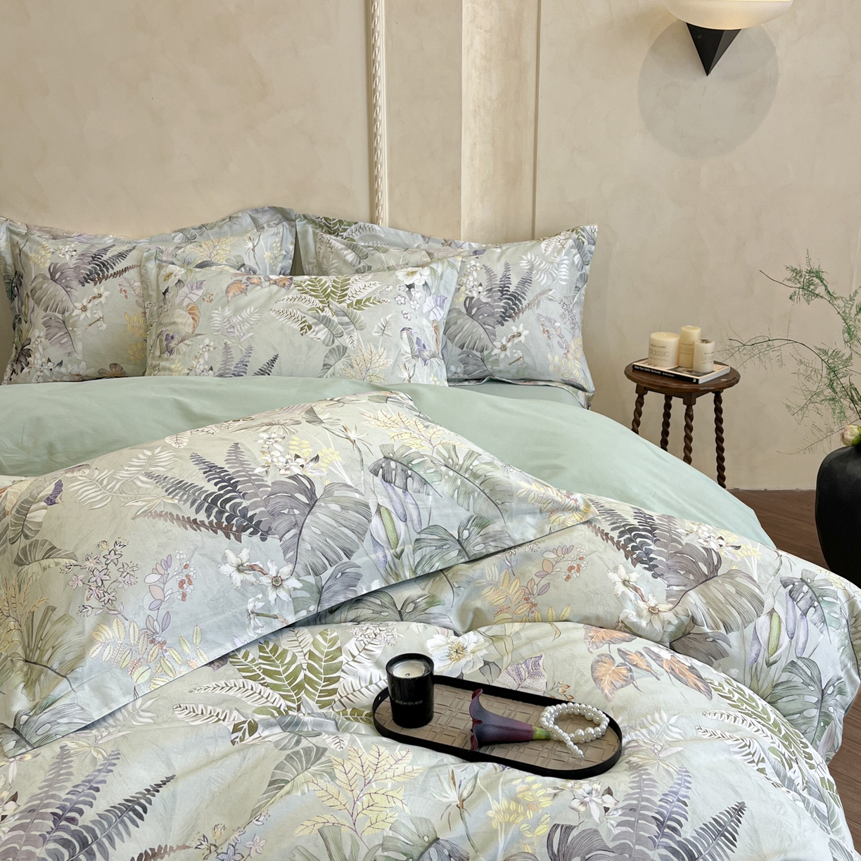 91家纺网 家纺一手货源 找家纺 禾时 2025新款全棉超柔数码印花磨毛四件套（32x21磨毛） 暮云春色（绿）