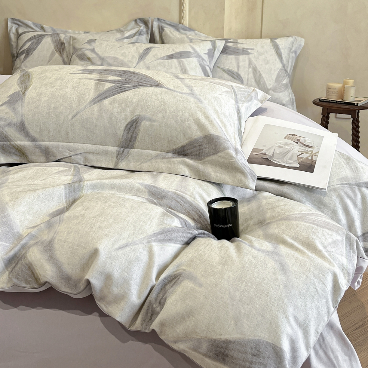 91家纺网 家纺一手货源 找家纺 禾时 2025新款全棉超柔数码印花磨毛四件套（32x21磨毛） 轻风徐来（紫）