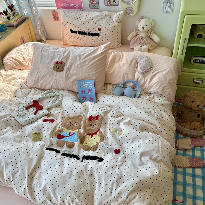 91家纺网 家纺一手货源 找家纺 原素 2025学生季少女心毛巾绣四件套 熊熊好闺蜜