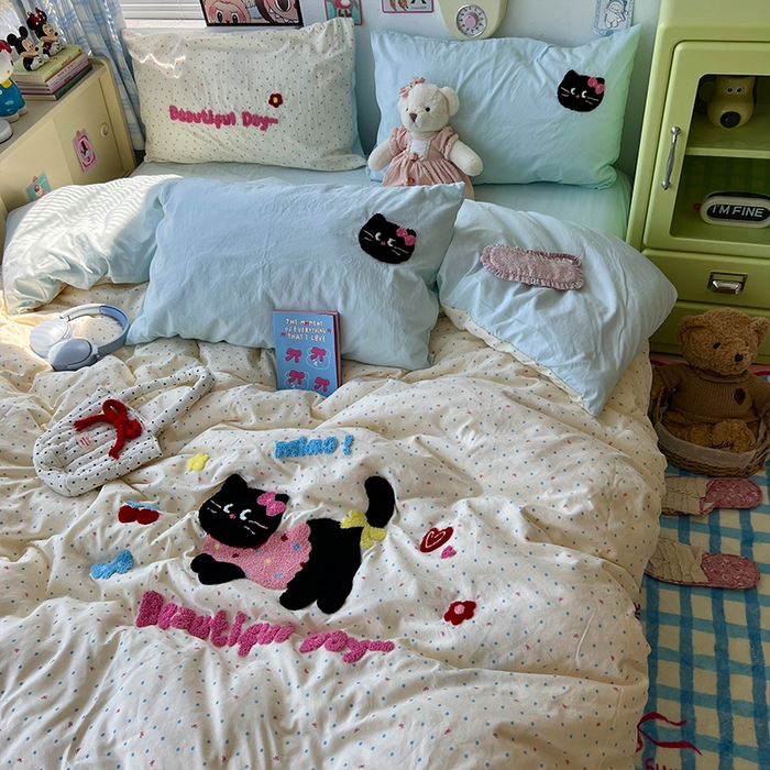 91家纺网 家纺一手货源 找家纺 原素 2025学生季少女心毛巾绣四件套 爱美的小猫