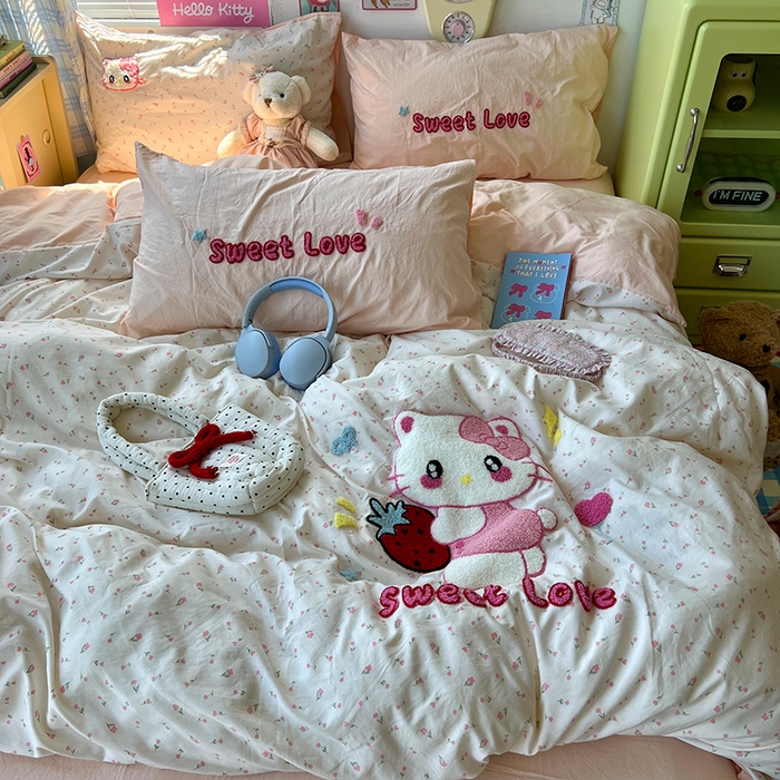 91家纺网 家纺一手货源 找家纺 原素 2025学生季少女心毛巾绣四件套 草莓猫猫