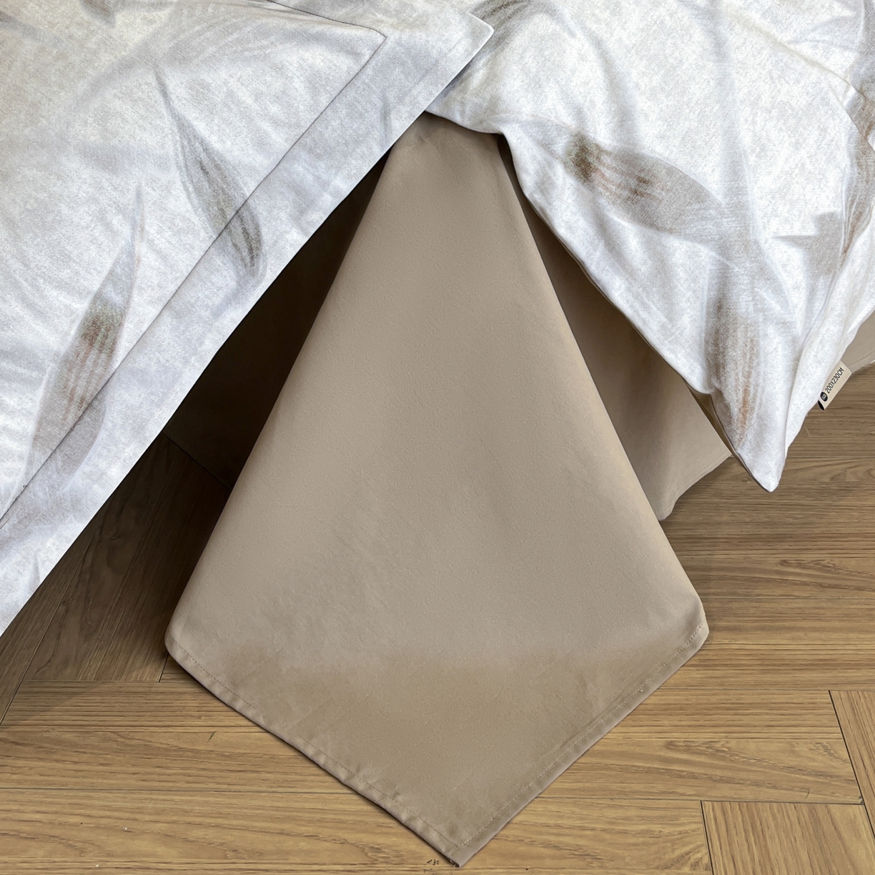 91家纺网 家纺一手货源 找家纺 禾时 2025新款全棉超柔数码印花磨毛四件套（32x21磨毛） 清风徐来（粉）