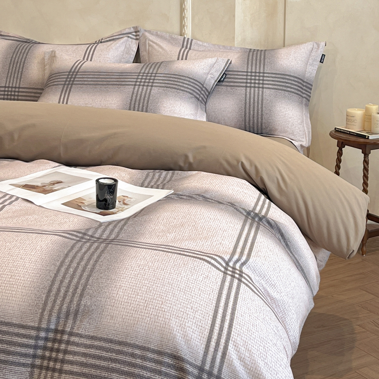 91家纺网 家纺一手货源 找家纺 禾时 2025新款全棉超柔数码印花磨毛四件套（32x21磨毛） 山岛（咖）