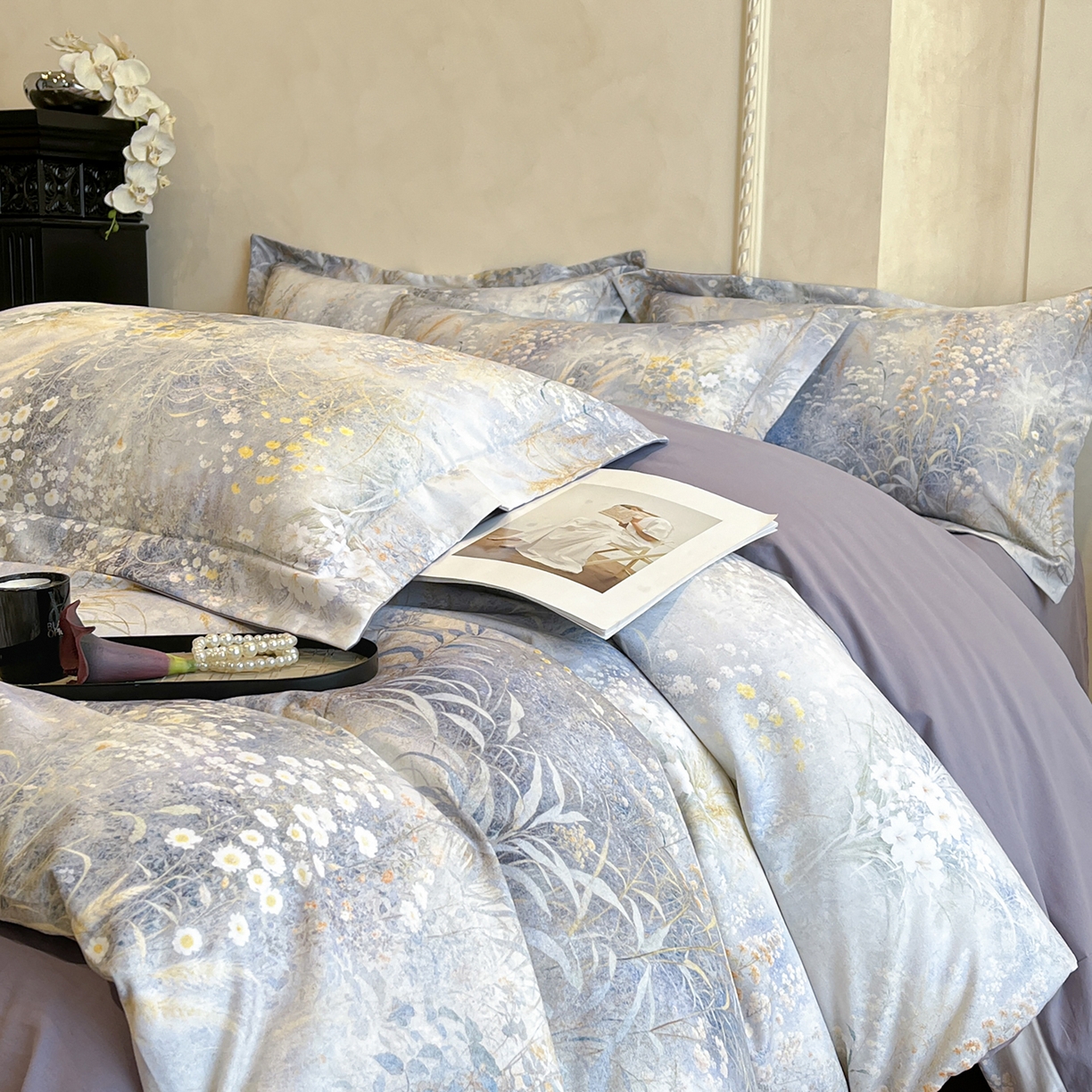 91家纺网 家纺一手货源 找家纺 禾时 2025新款全棉超柔数码印花磨毛四件套（32x21磨毛） 望野集（灰）