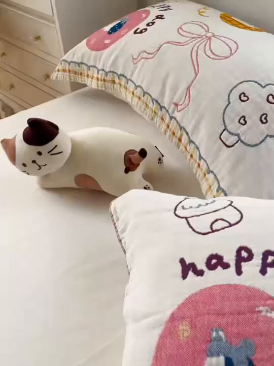 91家纺网 家纺一手货源 找家纺 美宜家2025新款全棉水洗纱布枕巾 梦幻蝶结一对