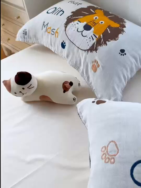 91家纺网 家纺一手货源 找家纺 美宜家2025新款全棉水洗纱布枕巾 狮狮如意一对