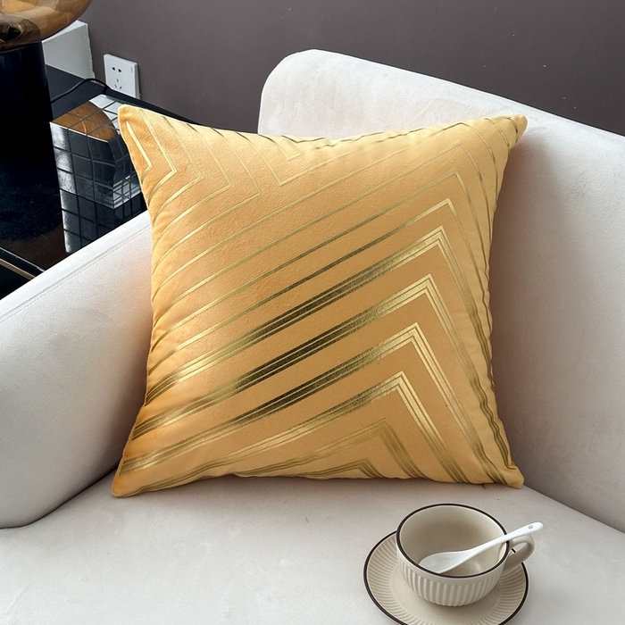 91家纺网 家纺一手货源 找家纺 （总）新奇异 2025新款山峰烫金抱枕