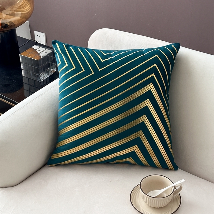 91家纺网 家纺一手货源 找家纺 （总）新奇异 2025新款山峰烫金抱枕