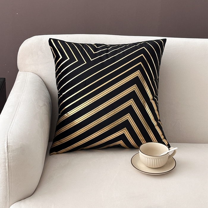 91家纺网 家纺一手货源 找家纺 （总）新奇异 2025新款山峰烫金抱枕