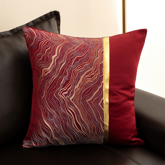 新奇异 2025新款新中式肌理纹抱枕 丝澜云影-朱砂红