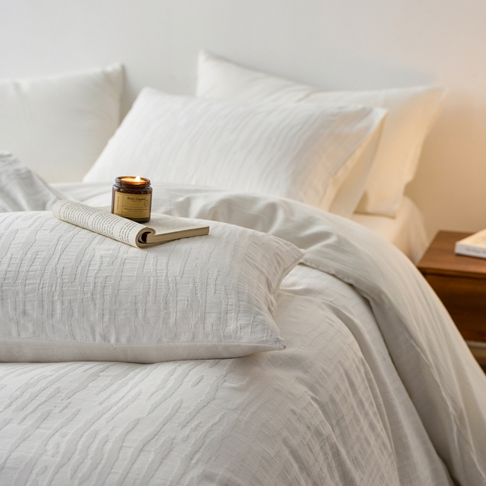 91家纺网 家纺一手货源 找家纺 梦享生活家居 2025新款白色全棉肌理纹提花四件套 简云