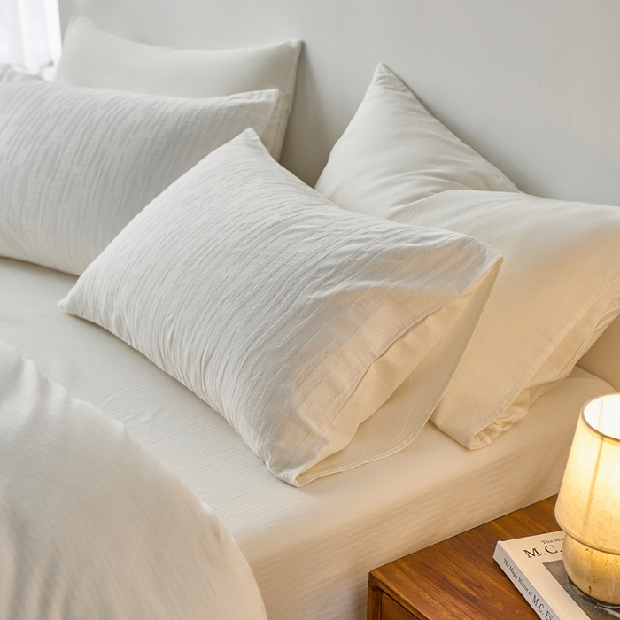 91家纺网 家纺一手货源 找家纺 梦享生活家居 2025新款白色全棉肌理纹提花四件套 简云