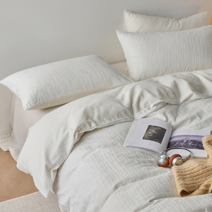 91家纺网 家纺一手货源 找家纺 梦享生活家居 2025新款白色全棉肌理纹提花四件套 简云