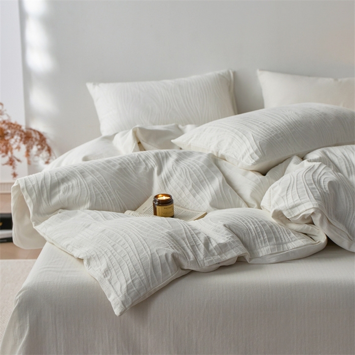 91家纺网 家纺一手货源 找家纺 梦享生活家居 2025新款白色全棉肌理纹提花四件套 流年