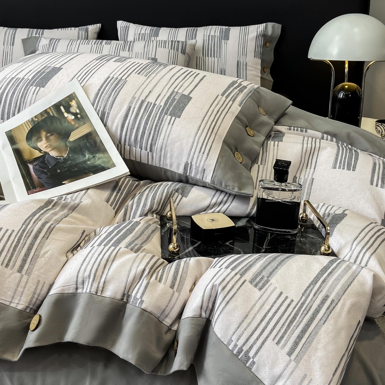 91家纺网 家纺一手货源 找家纺 （总）慕希家纺 2025新款全棉纯棉轻奢加厚磨毛纽扣款四件套