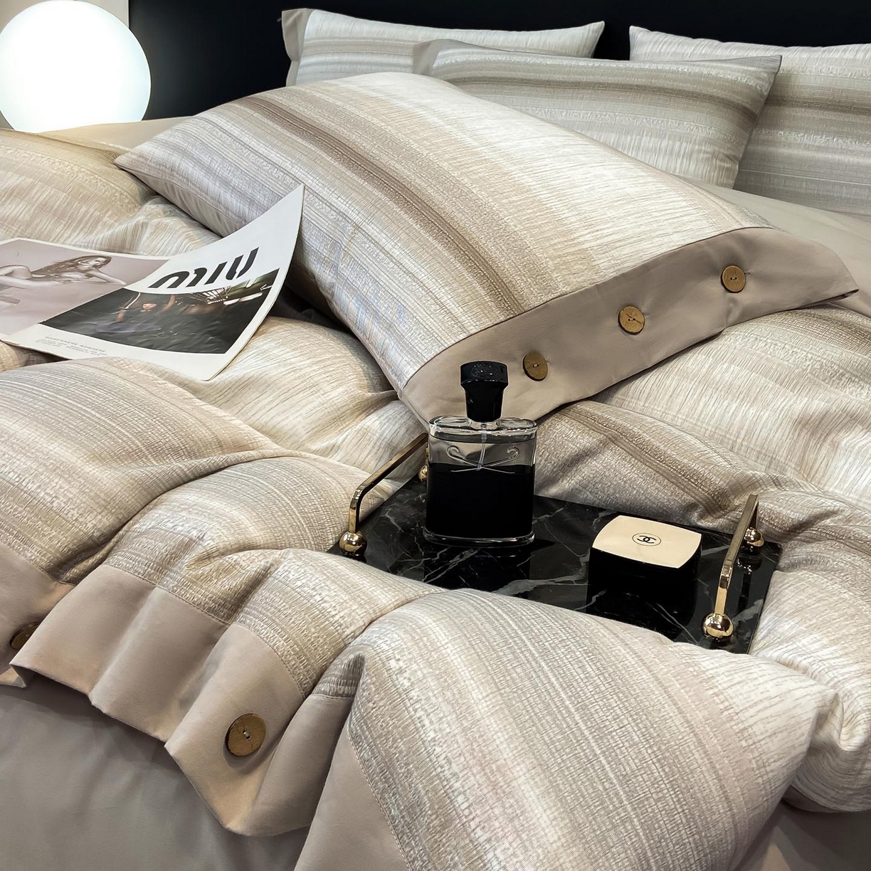 91家纺网 家纺一手货源 找家纺 慕希家纺 2025新款全棉纯棉轻奢加厚磨毛纽扣款四件套 光遇-咖