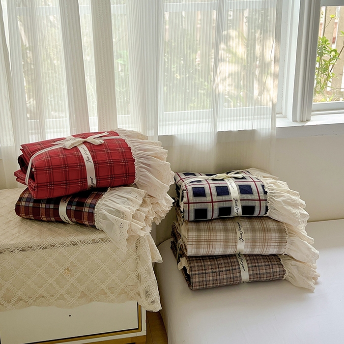 91家纺网 家纺一手货源 找家纺 （总）亨通家纺 2025新款原麻镂空宽花边四件套-格纹系列