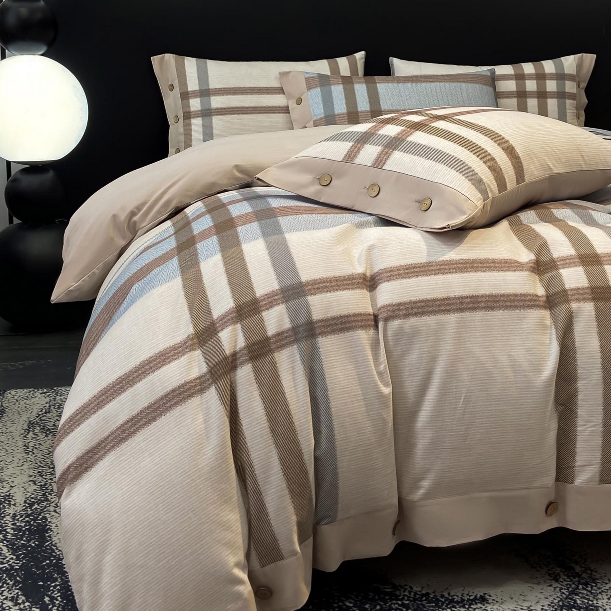 91家纺网 家纺一手货源 找家纺 慕希家纺 2025新款全棉纯棉轻奢加厚磨毛纽扣款四件套 千屿-卡其