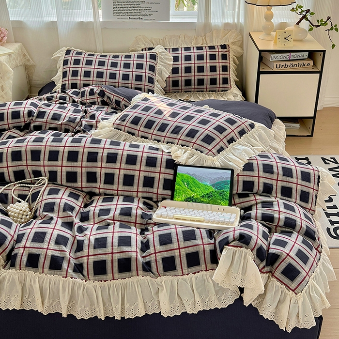 91家纺网 家纺一手货源 找家纺 （总）亨通家纺 2025新款原麻镂空宽花边四件套-格纹系列