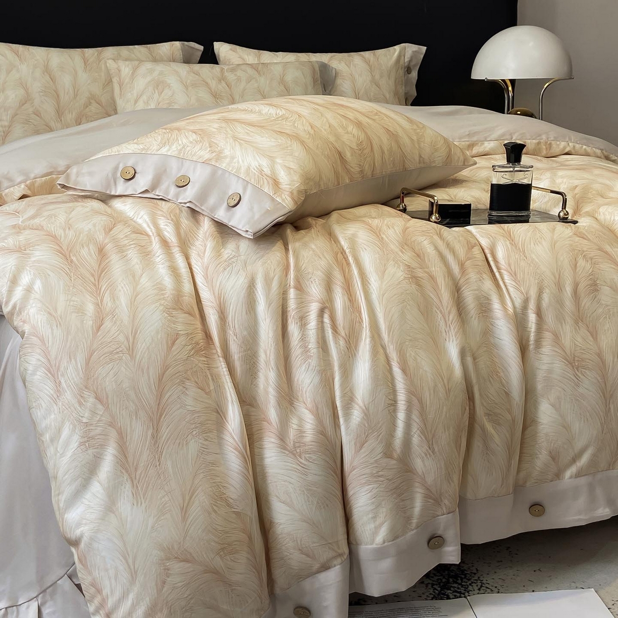 91家纺网 家纺一手货源 找家纺 慕希家纺 2025新款全棉纯棉轻奢加厚磨毛纽扣款四件套 云裳