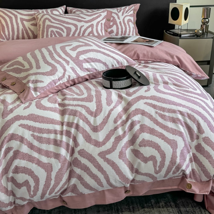 91家纺网 家纺一手货源 找家纺 慕希家纺 2025新款全棉纯棉轻奢加厚磨毛纽扣款四件套 马德里-红