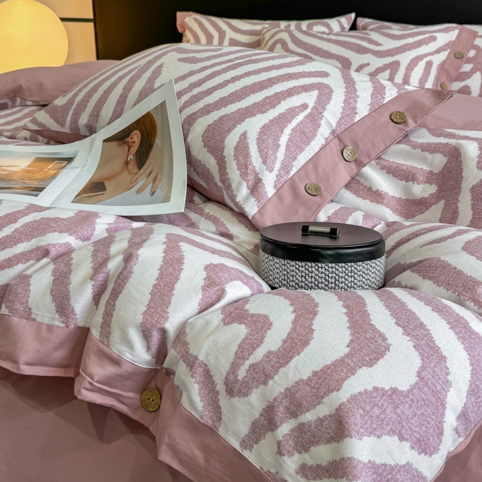 91家纺网 家纺一手货源 找家纺 慕希家纺 2025新款全棉纯棉轻奢加厚磨毛纽扣款四件套 马德里-红