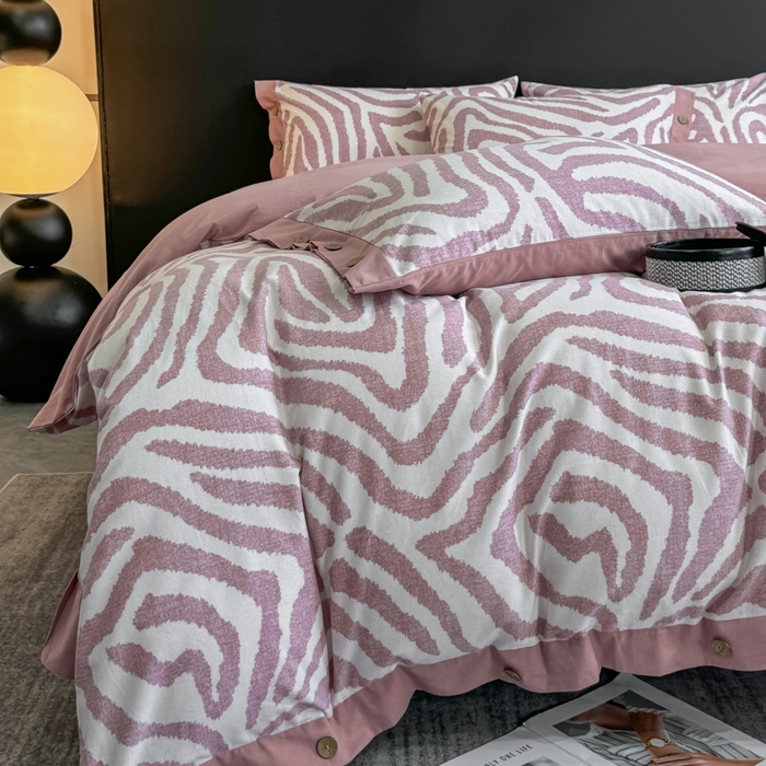 91家纺网 家纺一手货源 找家纺 慕希家纺 2025新款全棉纯棉轻奢加厚磨毛纽扣款四件套 马德里-红