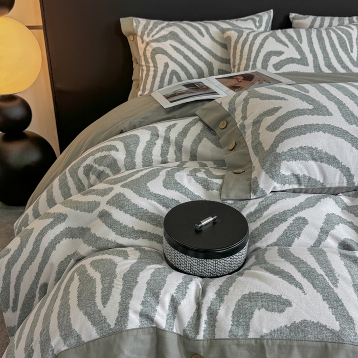 91家纺网 家纺一手货源 找家纺 慕希家纺 2025新款全棉纯棉轻奢加厚磨毛纽扣款四件套 马德里-绿