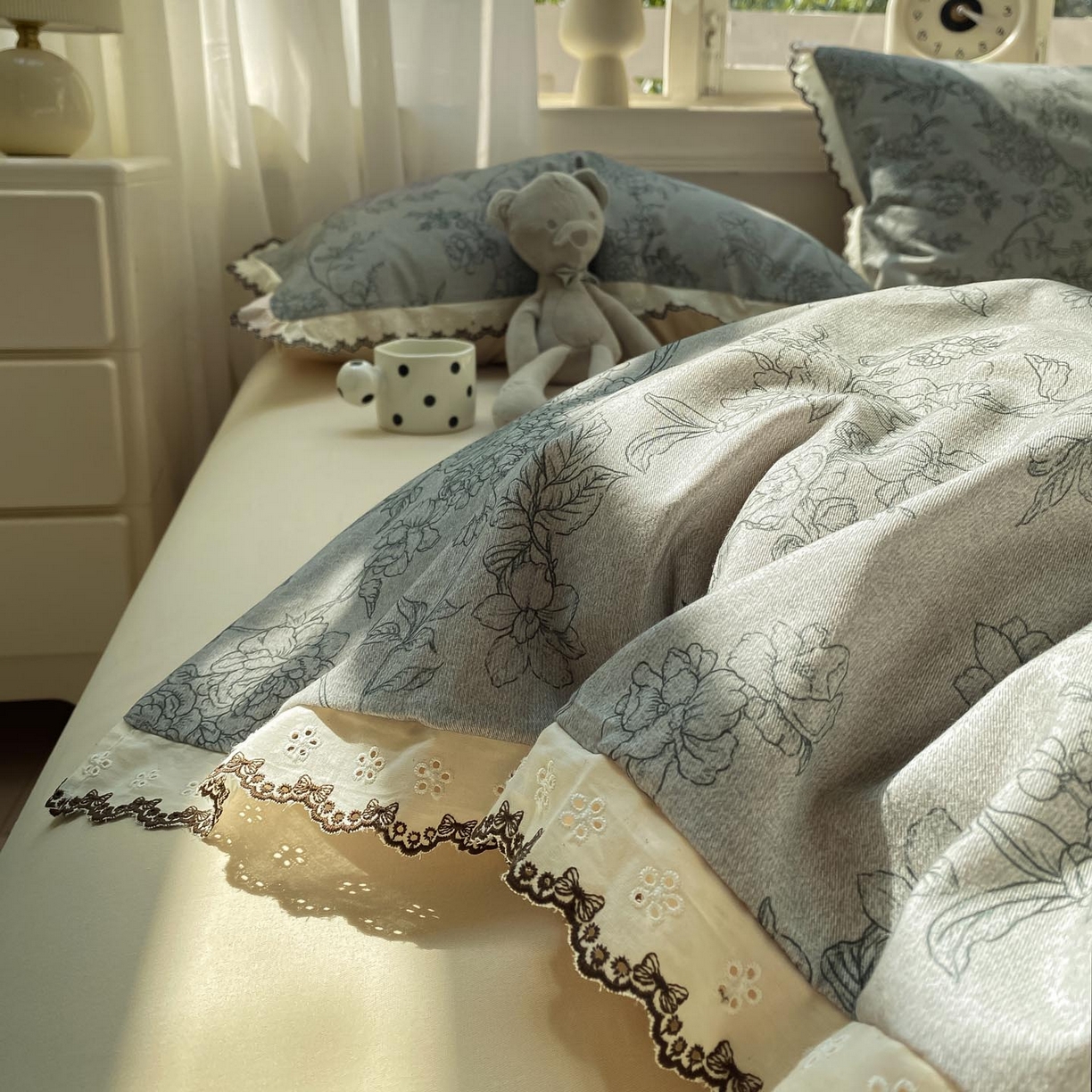 91家纺网 家纺一手货源 找家纺 （总）慕希家纺 2025新款全棉纯棉加厚赫本风花边磨毛四件套