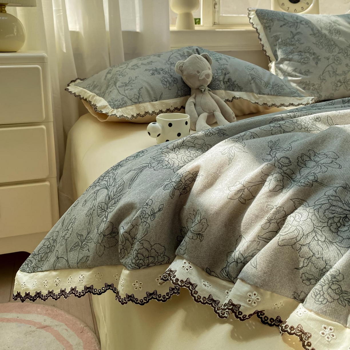 91家纺网 家纺一手货源 找家纺 （总）慕希家纺 2025新款全棉纯棉加厚赫本风花边磨毛四件套