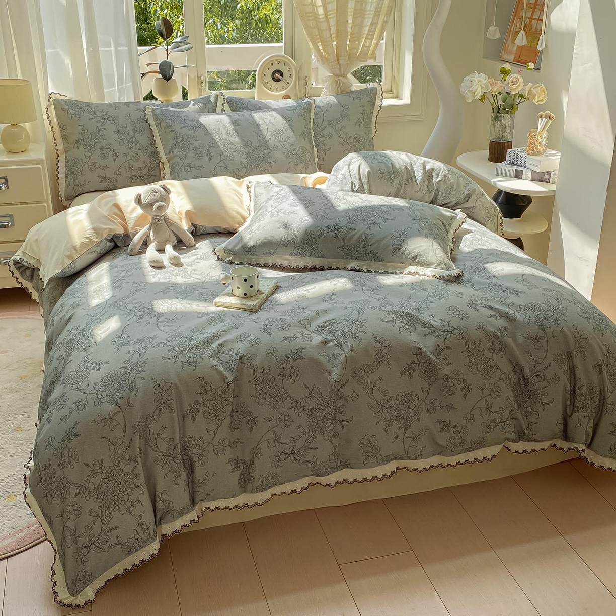 91家纺网 家纺一手货源 找家纺 （总）慕希家纺 2025新款全棉纯棉加厚赫本风花边磨毛四件套