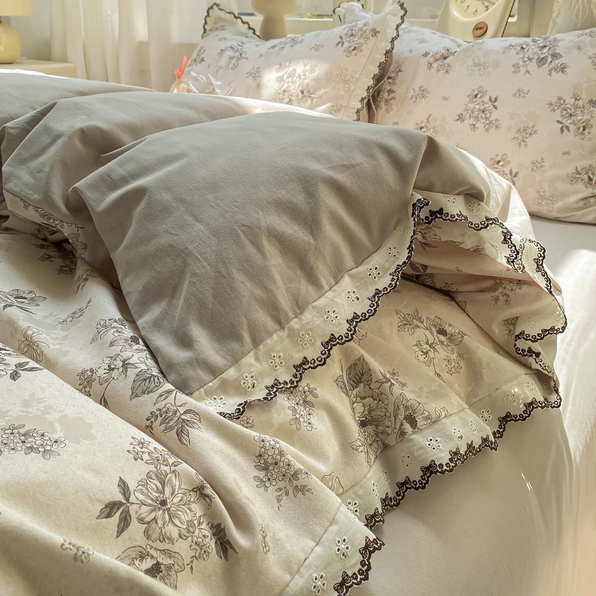 91家纺网 家纺一手货源 找家纺 慕希家纺 2025新款全棉纯棉加厚赫本风花边磨毛四件套 雷雅-黄