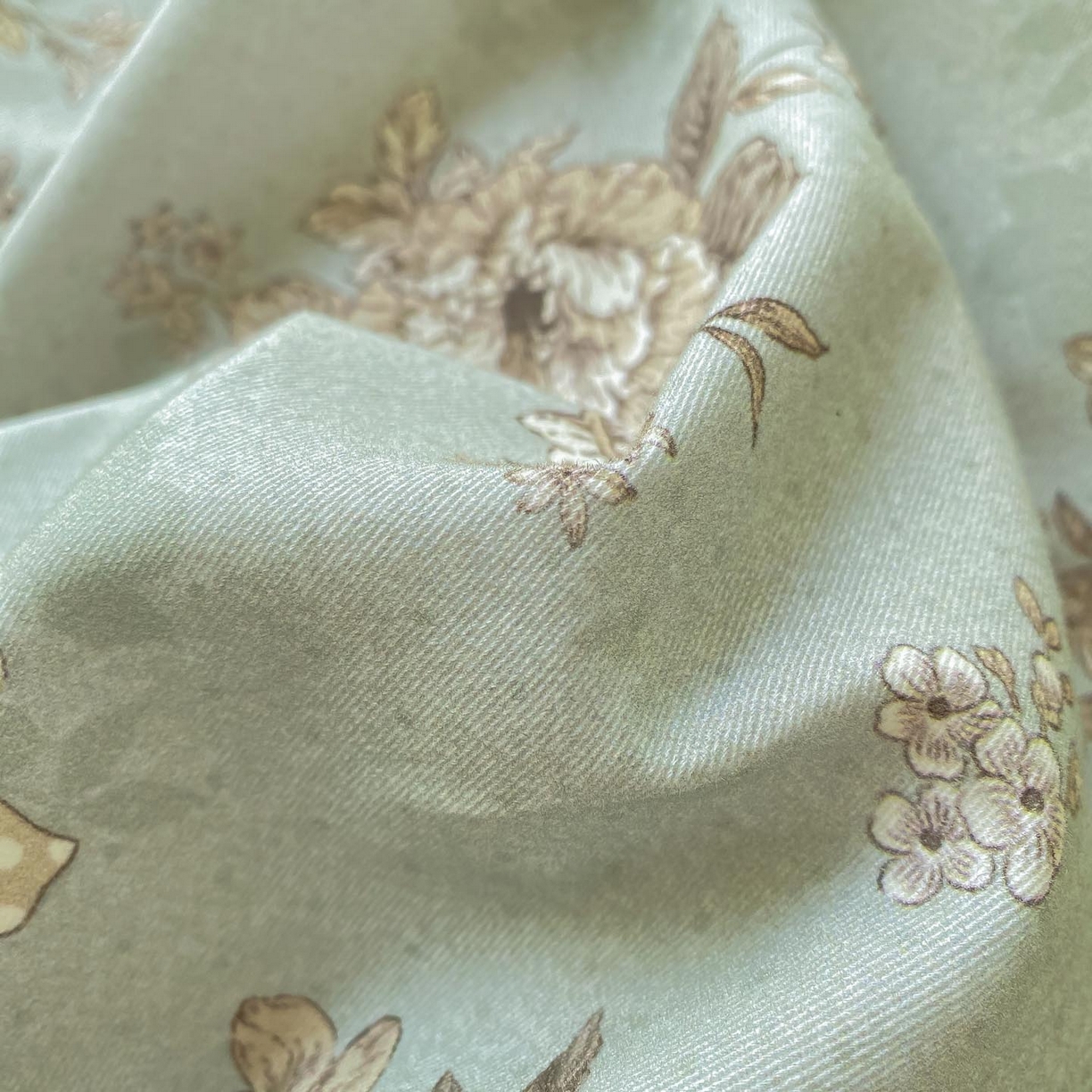 91家纺网 家纺一手货源 找家纺 慕希家纺 2025新款全棉纯棉加厚赫本风花边磨毛四件套 雷亚-绿