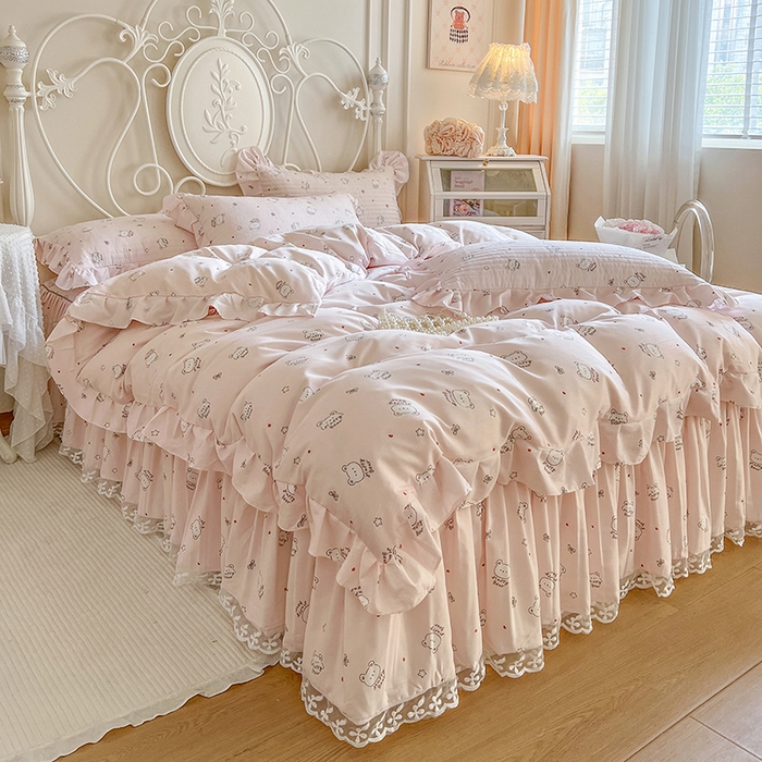 91家纺网 家纺一手货源 找家纺 网红馆（ck家纺）2025新款针织印花床裙四件套 爱心小熊