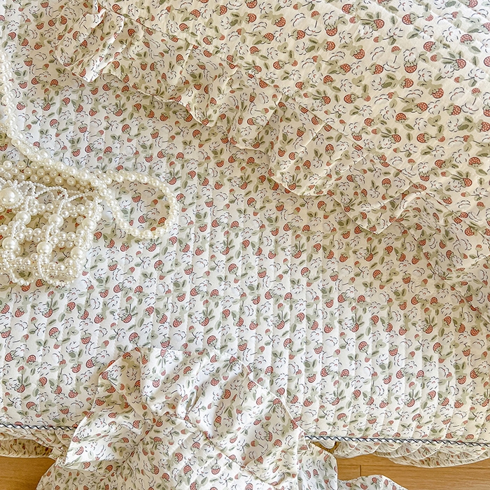 91家纺网 家纺一手货源 找家纺 网红馆（ck家纺）2025新款针织印花床裙四件套 草莓花