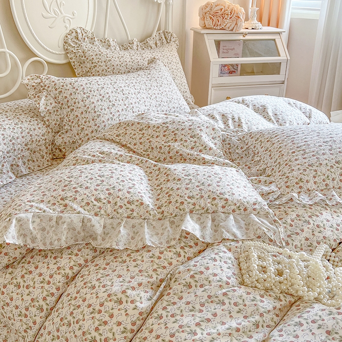 91家纺网 家纺一手货源 找家纺 网红馆（ck家纺）2025新款针织印花床裙四件套 草莓花