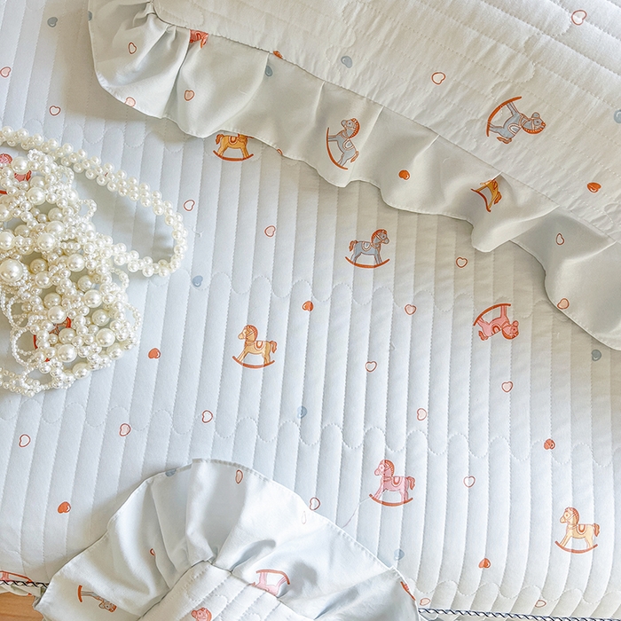 91家纺网 家纺一手货源 找家纺 网红馆（ck家纺）2025新款针织印花床裙四件套 小木马