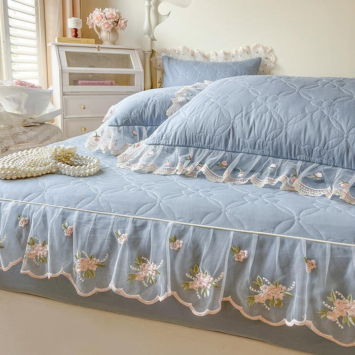 91家纺网 家纺一手货源 找家纺 麒豆豆 2025新款全棉蕾丝边床裙款床笠-晨暮花间 晨暮花间-雾蓝